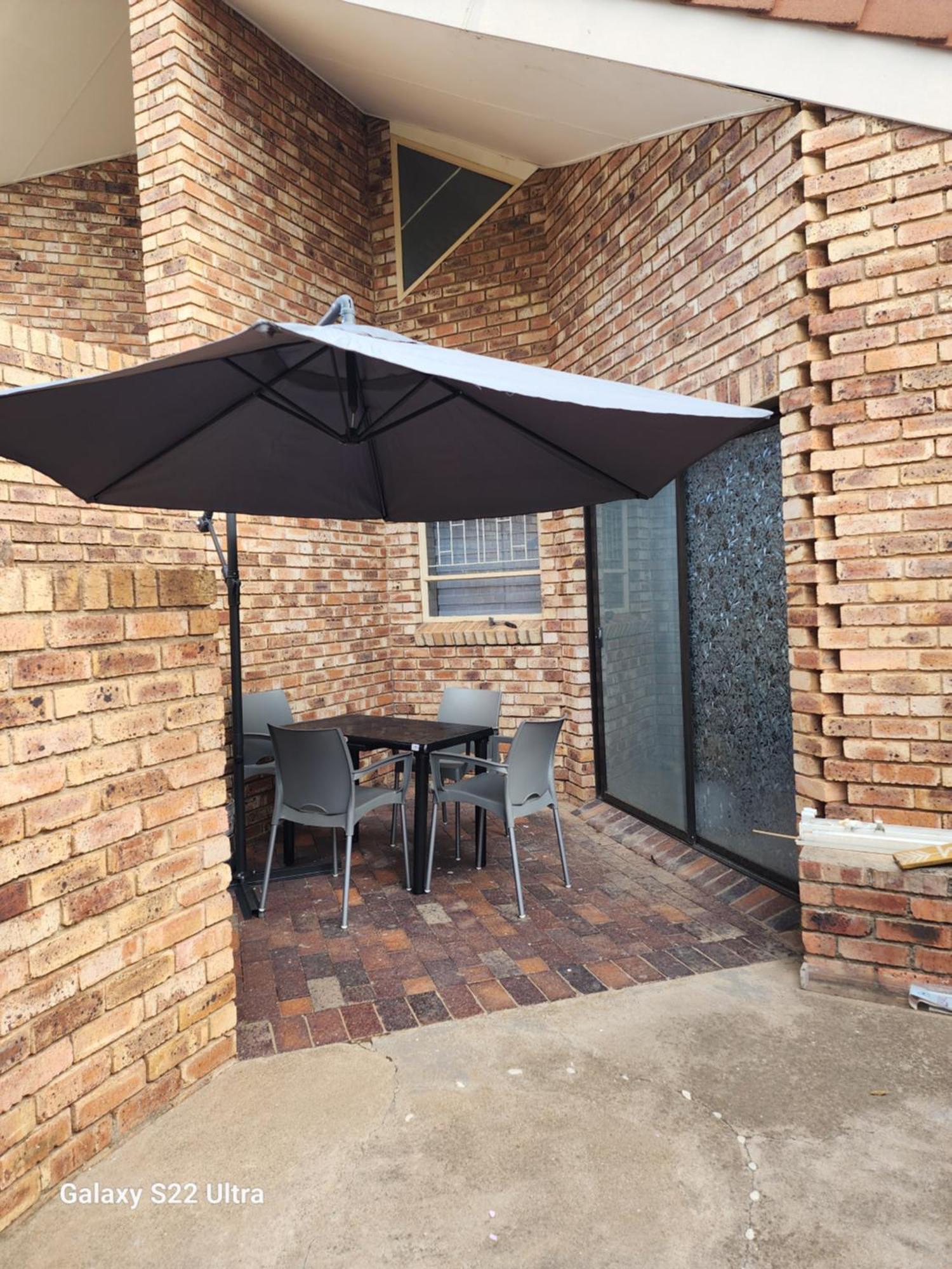Aurora Inn Clarens Exterior photo